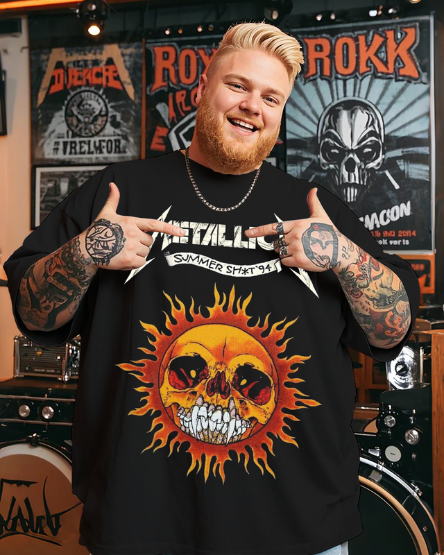 T-shirt à manches courtes pour homme avec tête de mort de vampire enflammée Metallica